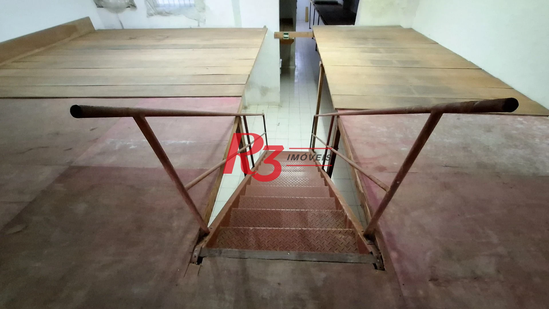 Loja, 300 m² - venda por R$ 1.500.000,00 ou aluguel por R$ 7.600,00/mês - Paquetá - Santos/SP