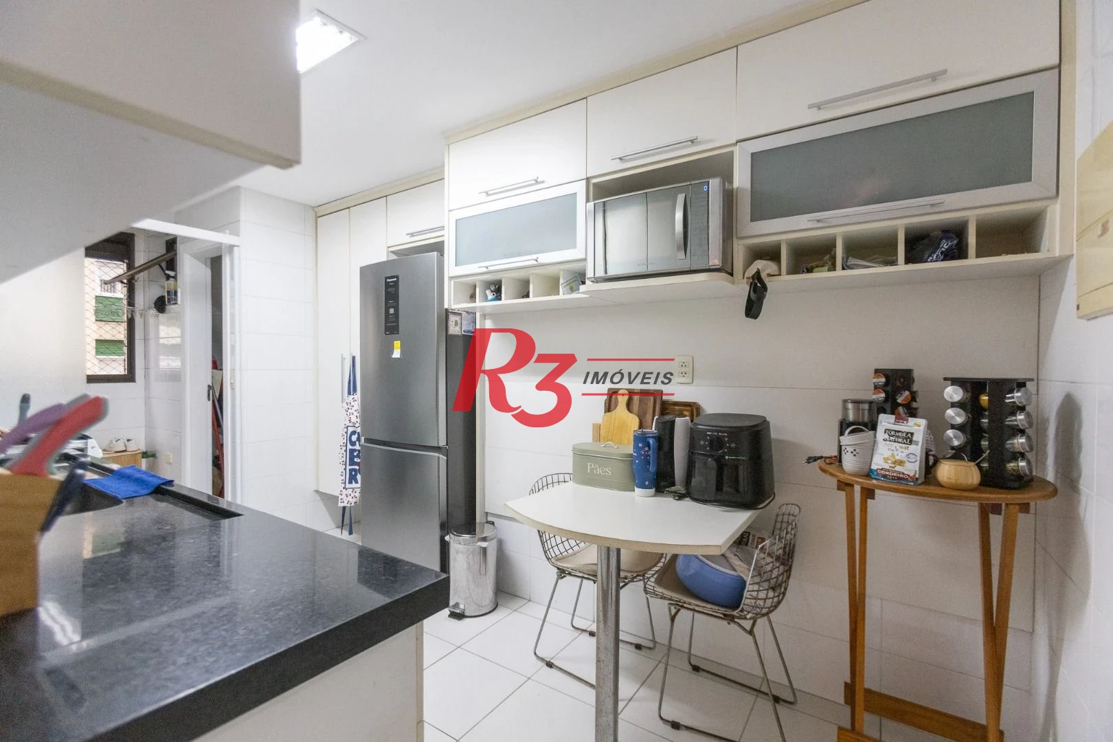 Apartamento com 2 dormitórios à venda, 86 m² por R$ 920.000,00 - José Menino - Santos/SP