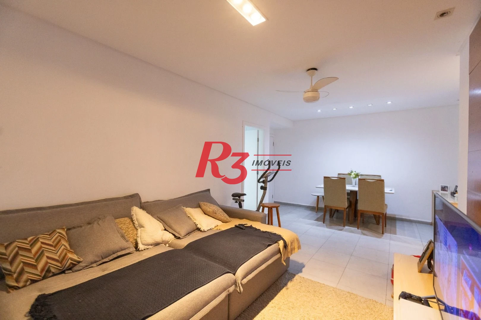 Apartamento com 2 dormitórios à venda, 86 m² por R$ 920.000,00 - José Menino - Santos/SP