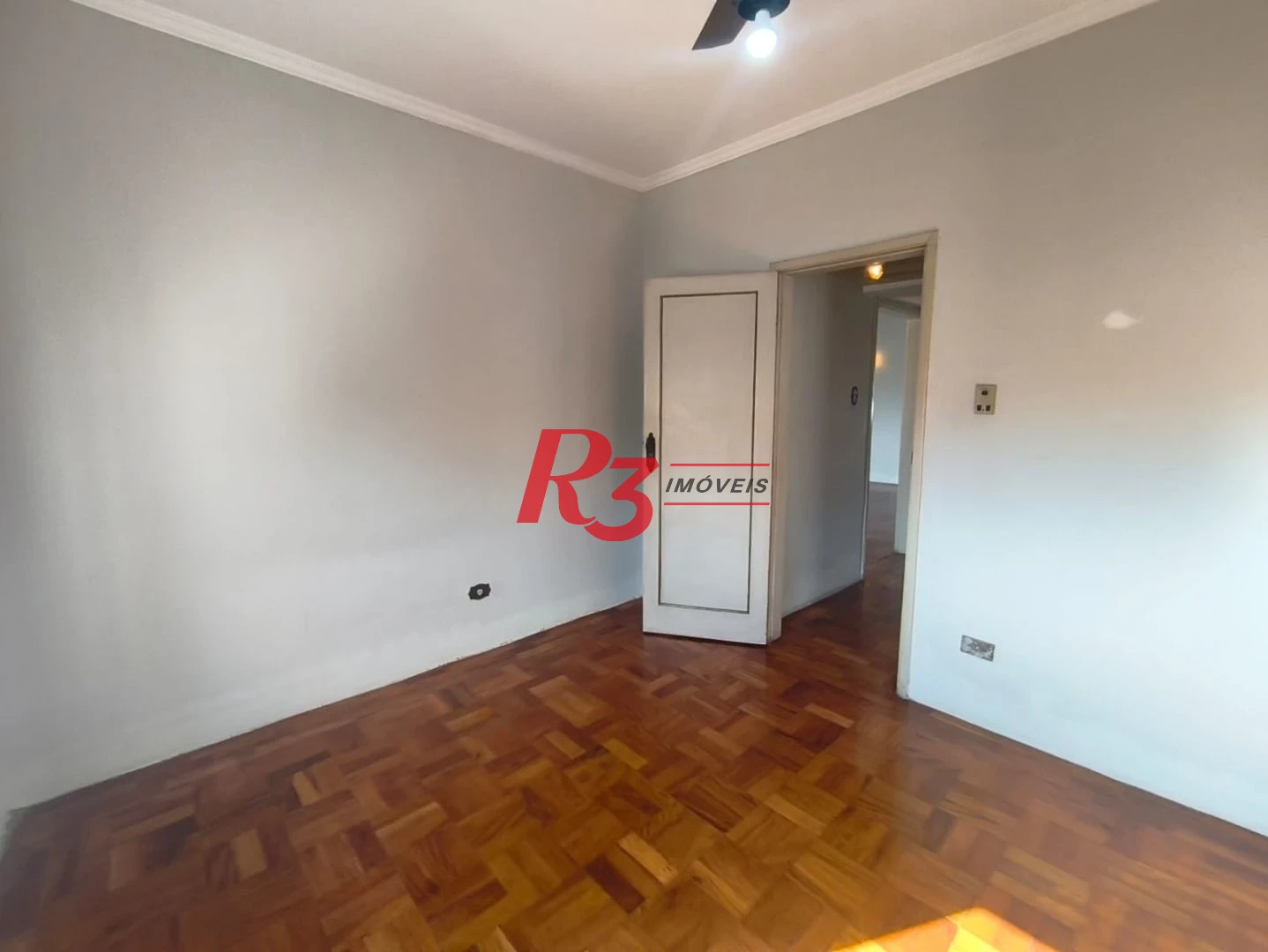 Apartamento com 2 dormitórios para alugar, 74 m² por R$ 4.400,00/mês - Pompéia - Santos/SP