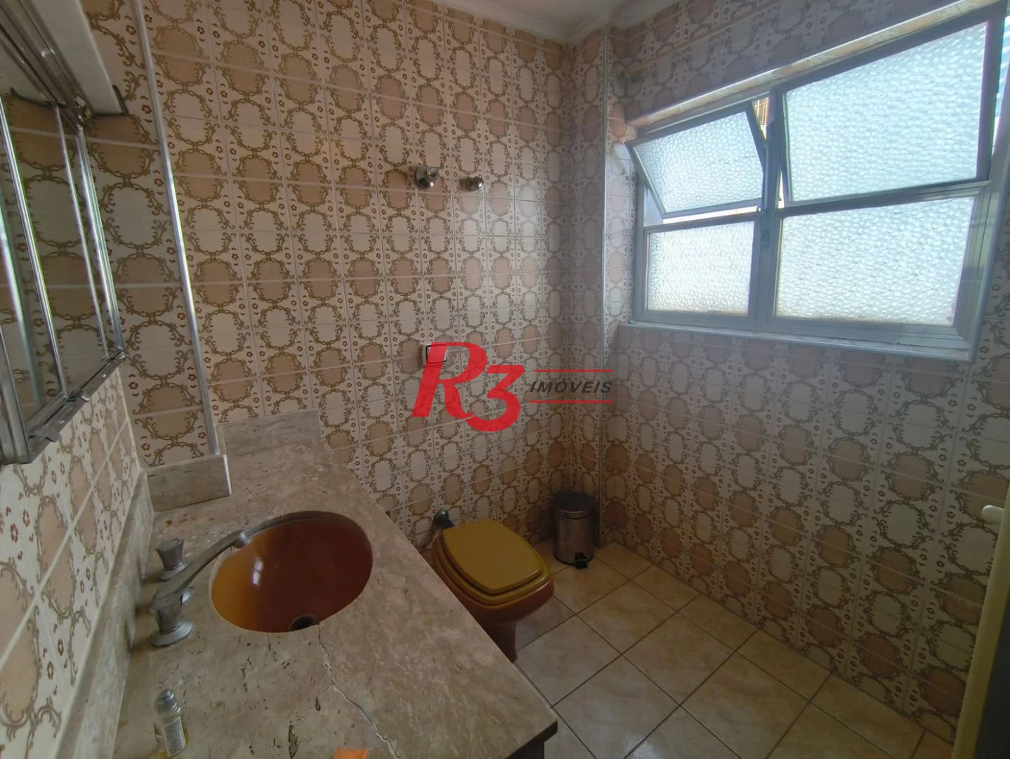 Apartamento com 2 dormitórios para alugar, 74 m² por R$ 4.400,00/mês - Pompéia - Santos/SP