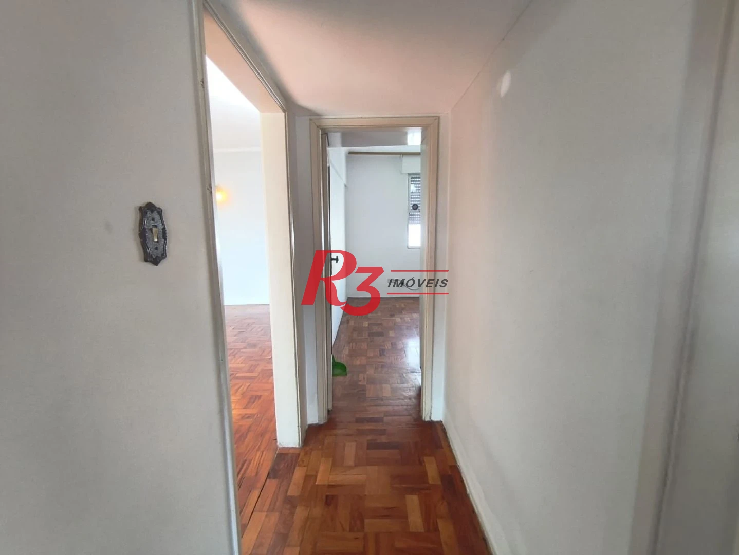 Apartamento com 2 dormitórios para alugar, 74 m² por R$ 4.400,00/mês - Pompéia - Santos/SP