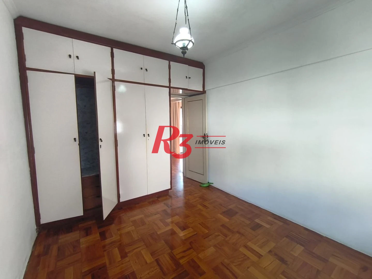 Apartamento com 2 dormitórios para alugar, 74 m² por R$ 4.400,00/mês - Pompéia - Santos/SP