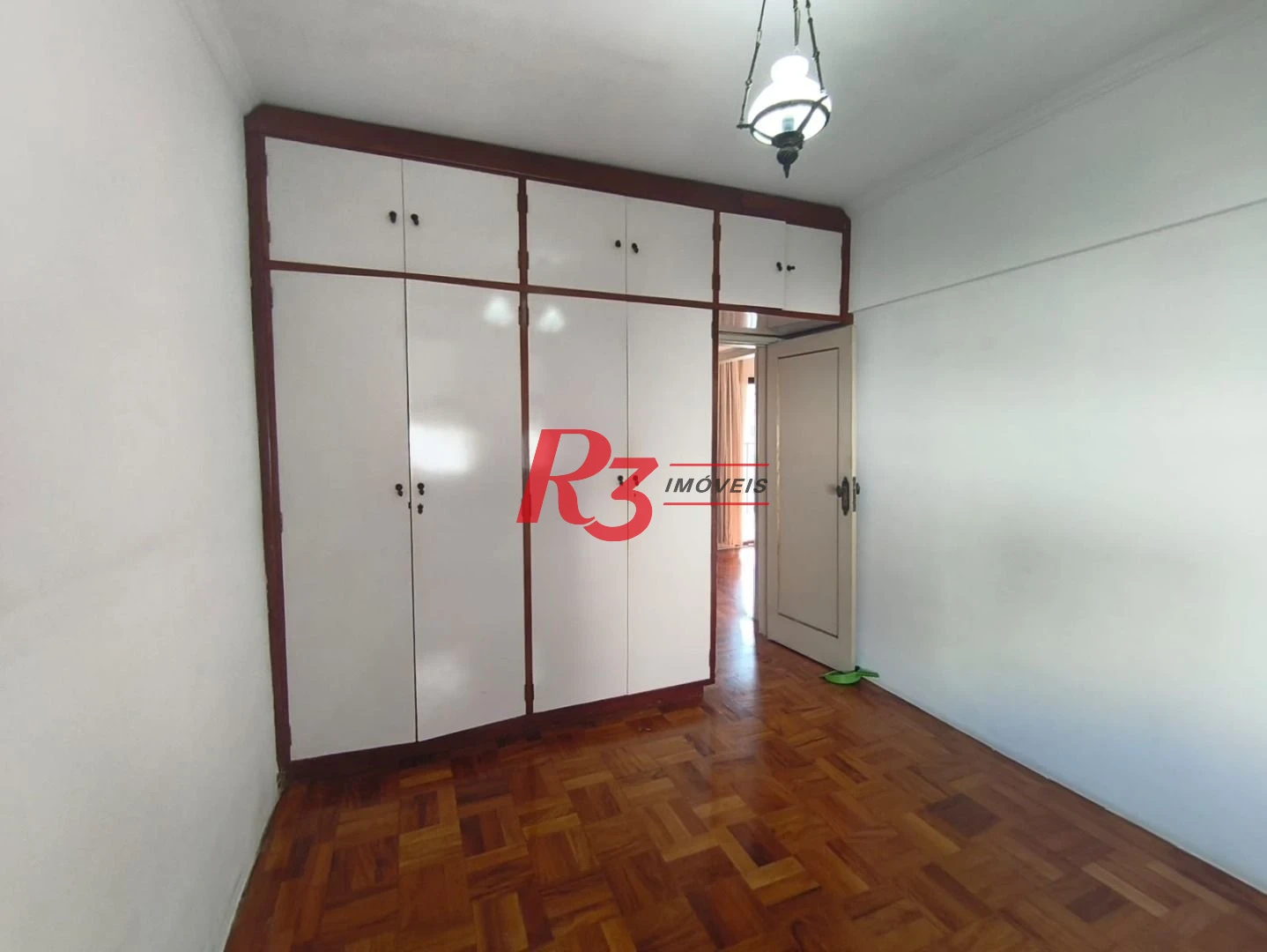 Apartamento com 2 dormitórios para alugar, 74 m² por R$ 4.400,00/mês - Pompéia - Santos/SP