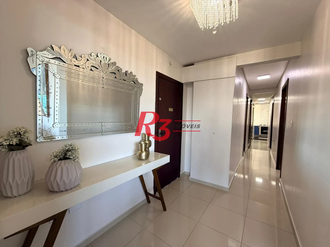 Apartamento com 2 dormitórios à venda, 96 m² por R$ 900.000,00 - Embaré - Santos/SP