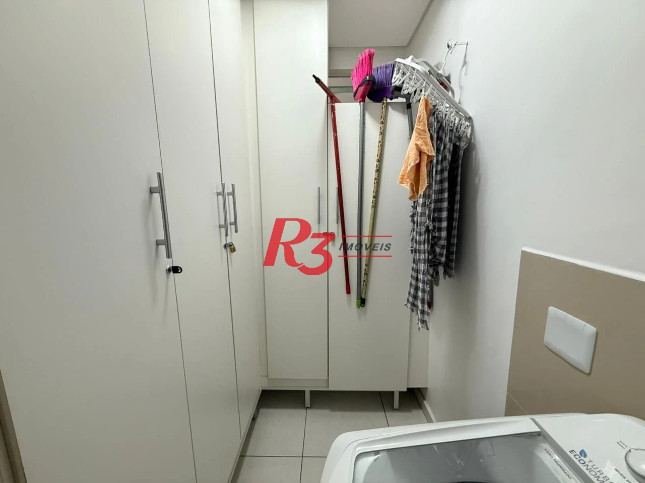 Apartamento com 2 dormitórios à venda, 96 m² por R$ 900.000,00 - Embaré - Santos/SP
