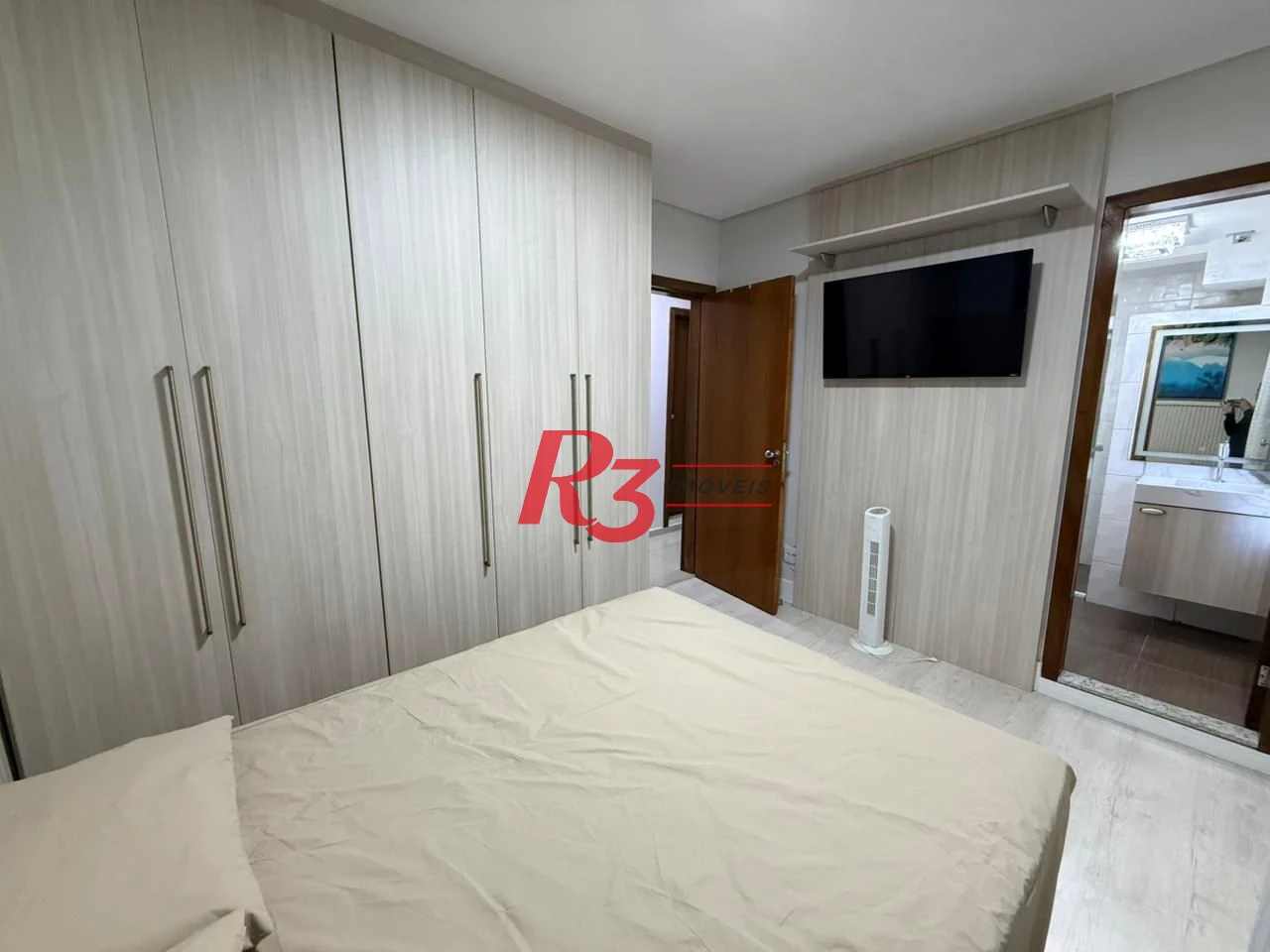 Apartamento com 2 dormitórios à venda, 96 m² por R$ 900.000,00 - Embaré - Santos/SP