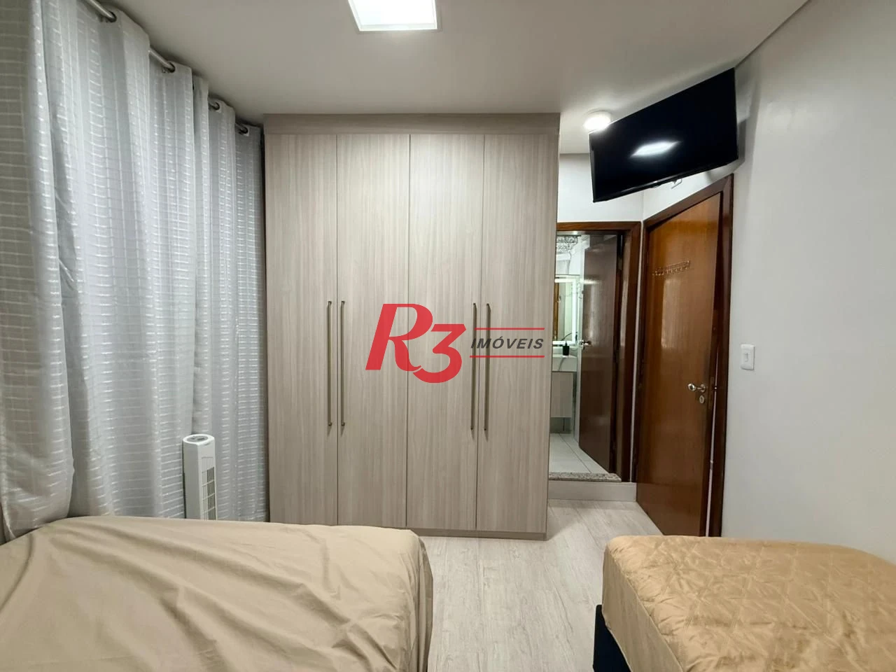 Apartamento com 2 dormitórios à venda, 96 m² por R$ 900.000,00 - Embaré - Santos/SP
