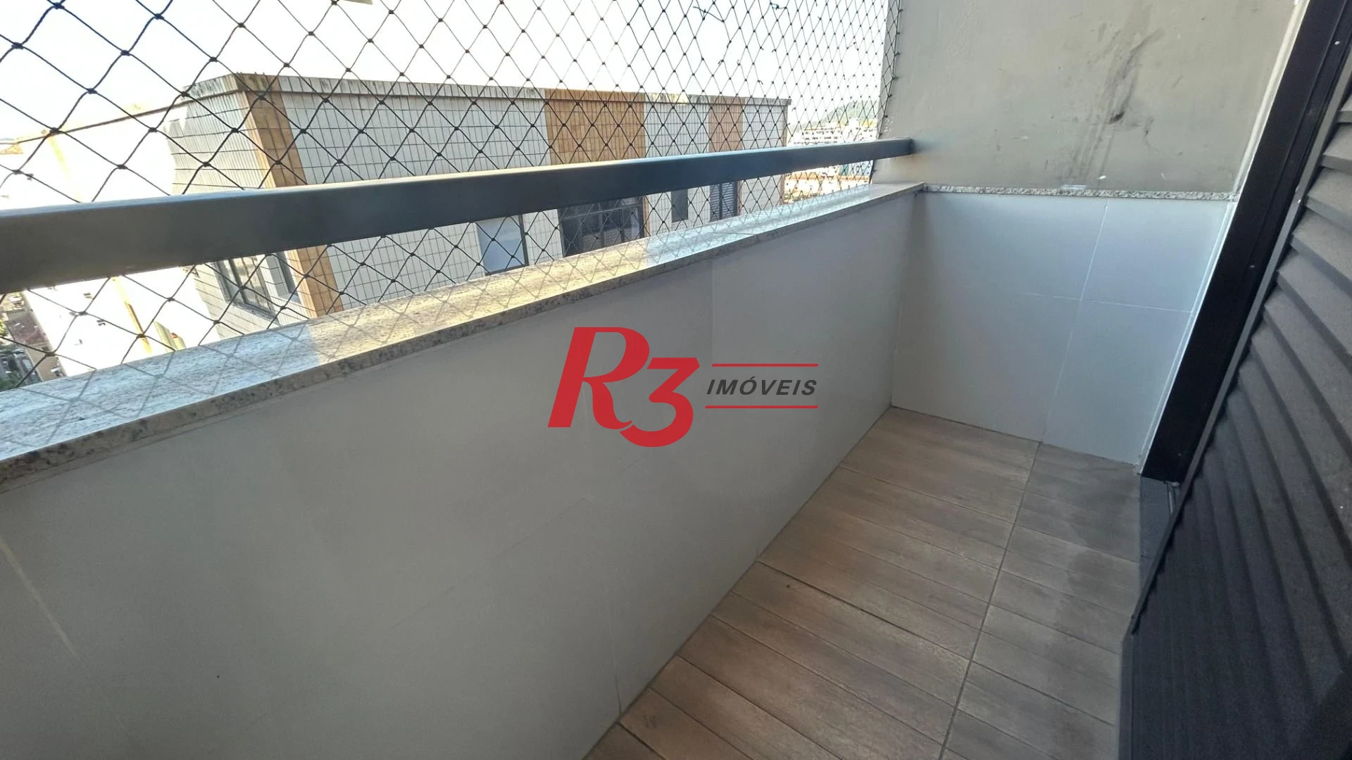 Cobertura com 3 dormitórios à venda, 275 m² por R$ 1.600.000,00 - Embaré - Santos/SP