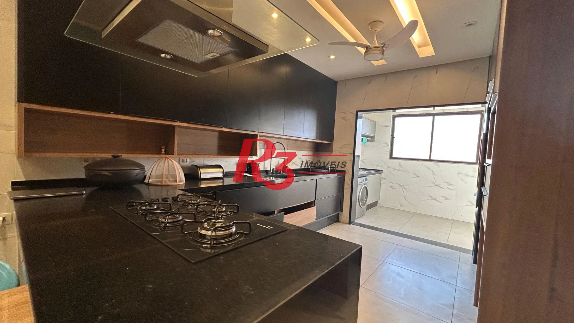 Cobertura com 3 dormitórios à venda, 275 m² por R$ 1.600.000,00 - Embaré - Santos/SP