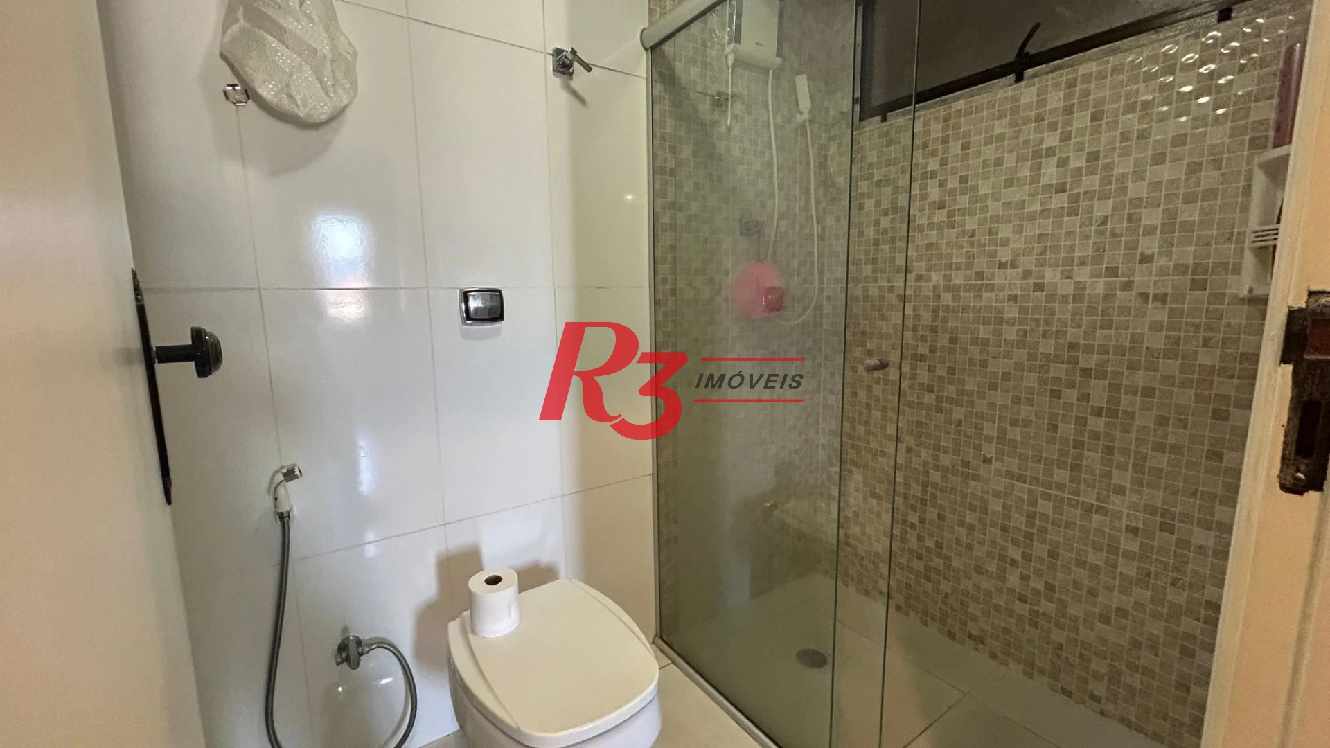 Cobertura com 3 dormitórios à venda, 275 m² por R$ 1.600.000,00 - Embaré - Santos/SP