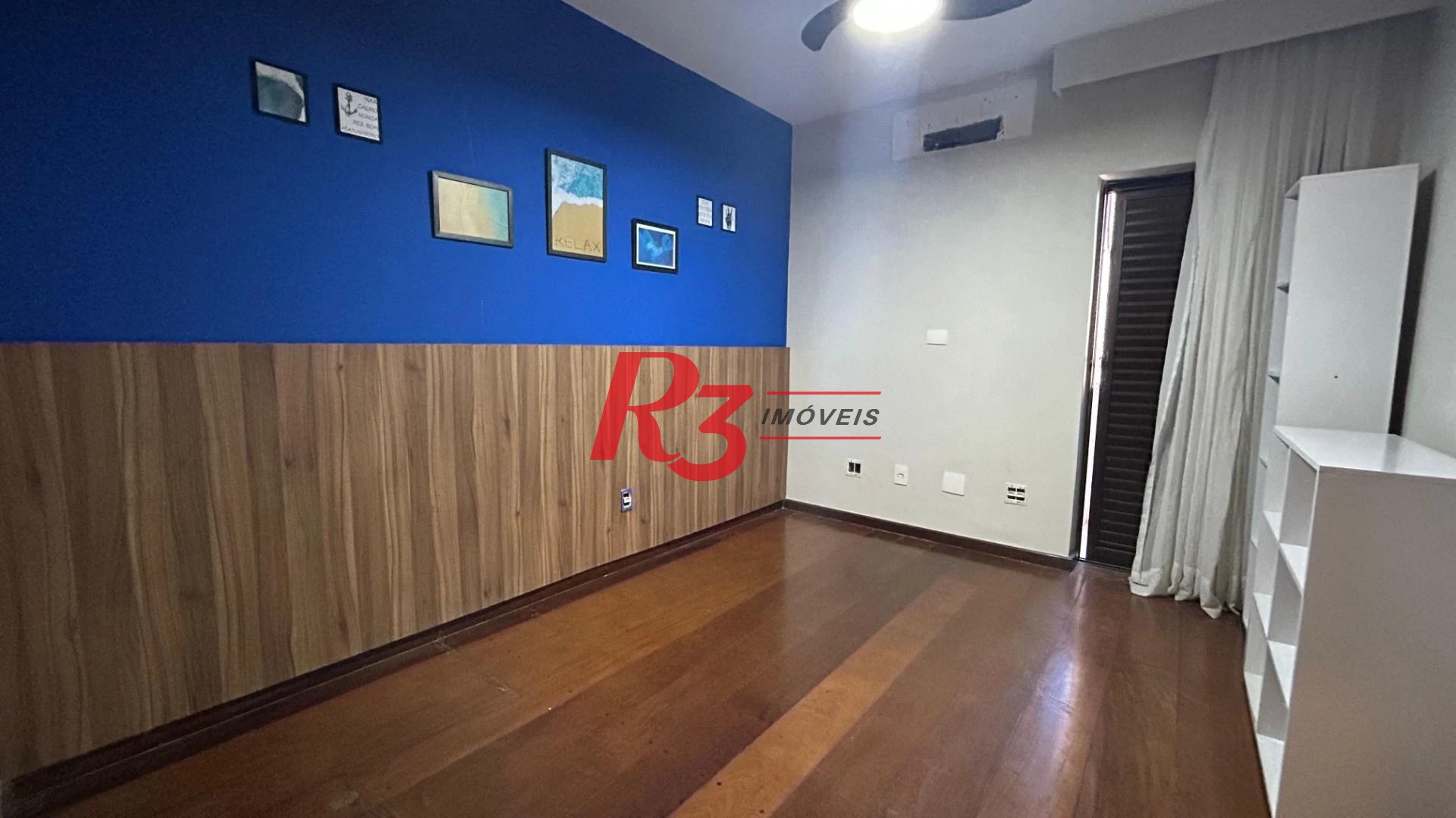 Cobertura com 3 dormitórios à venda, 275 m² por R$ 1.600.000,00 - Embaré - Santos/SP