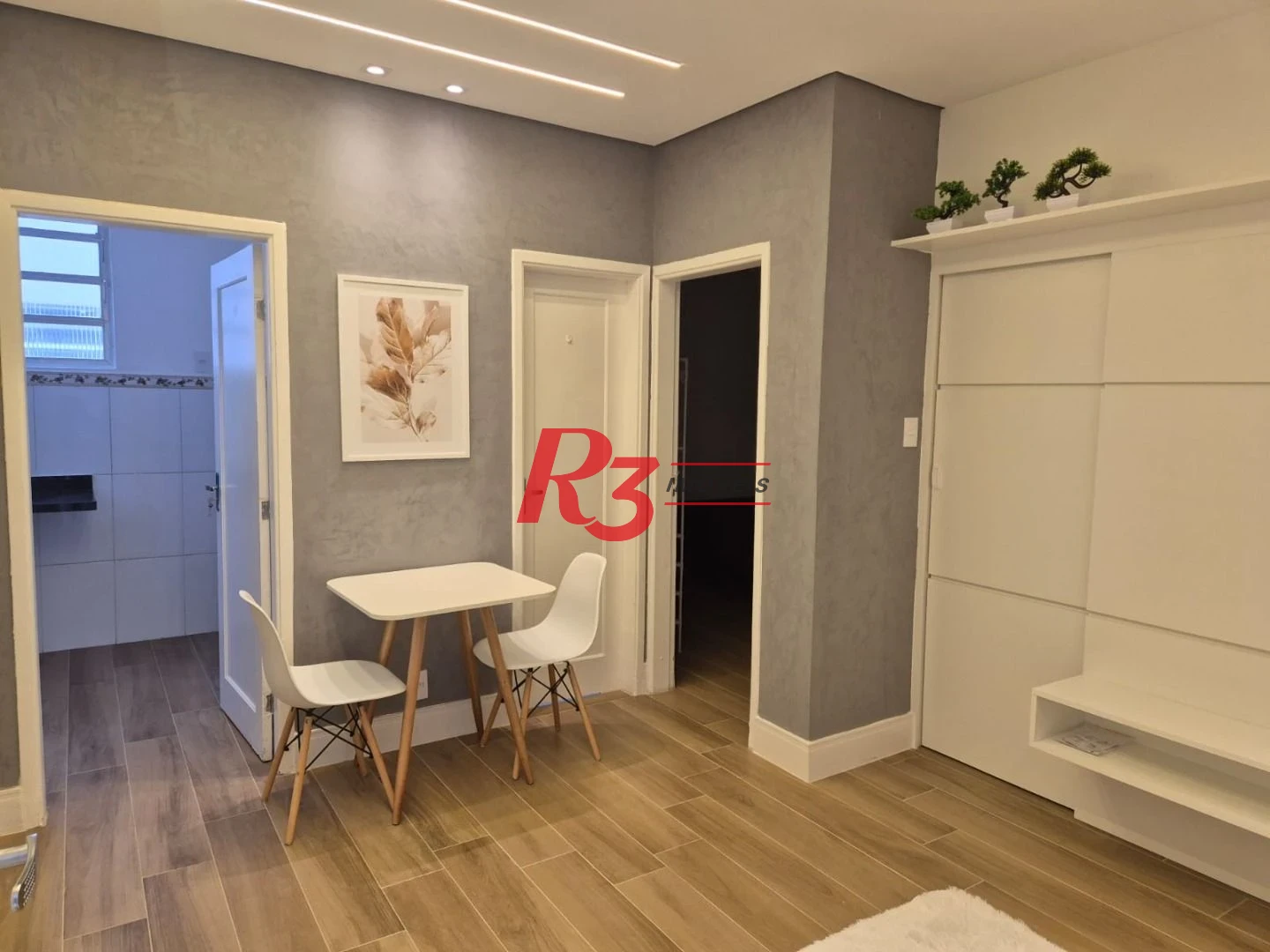 Apartamento com 2 dormitórios à venda, 55 m² por R$ 470.000,00 - Boqueirão - Santos/SP