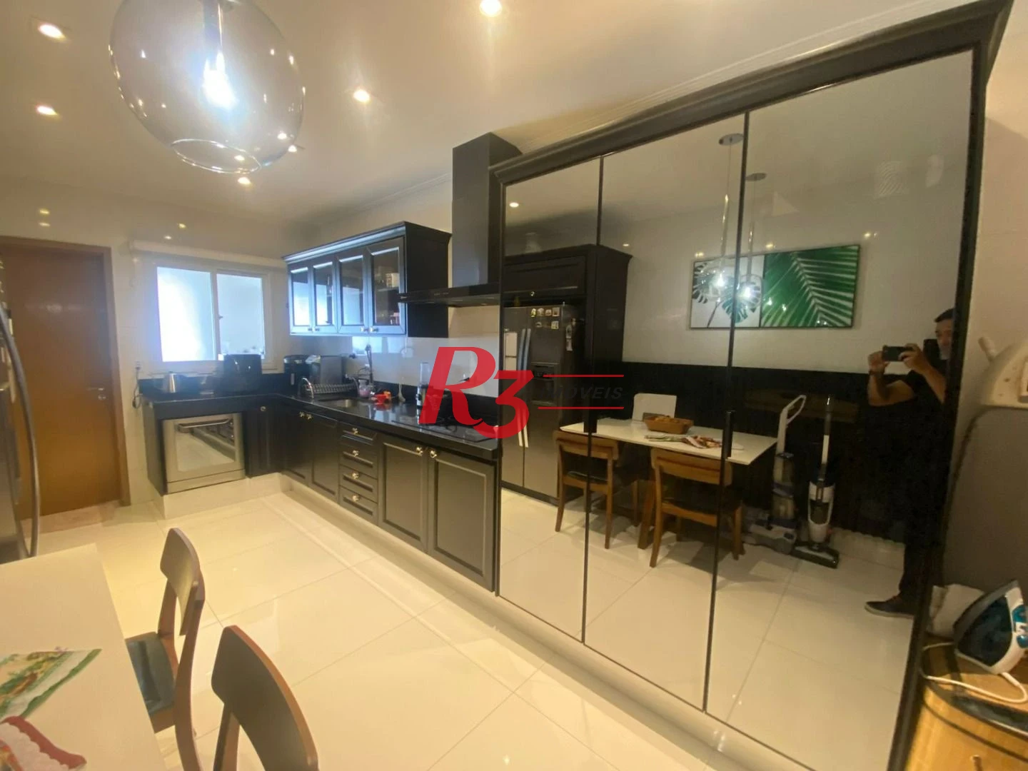 Apartamento Garden com 2 dormitórios à venda, 270 m² por R$ 2.600.000,00 - Embaré - Santos/SP
