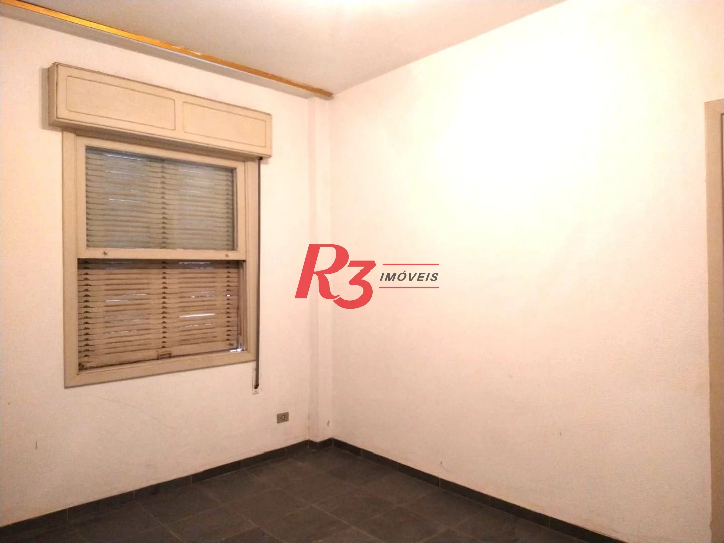 Apartamento com 2 dormitórios à venda, 114 m² por R$ 550.000,00 - Boqueirão - Santos/SP