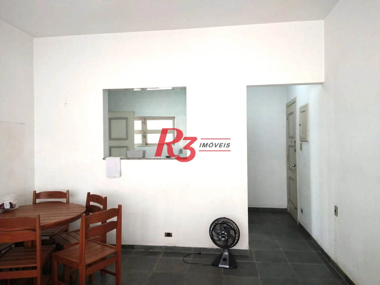 Apartamento com 2 dormitórios à venda, 114 m² por R$ 550.000,00 - Boqueirão - Santos/SP