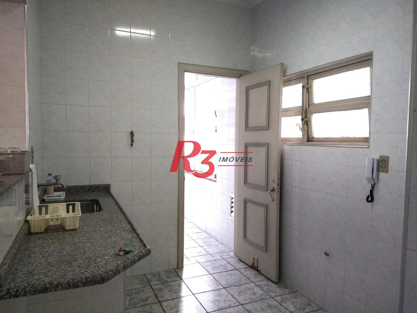 Apartamento com 2 dormitórios à venda, 114 m² por R$ 550.000,00 - Boqueirão - Santos/SP