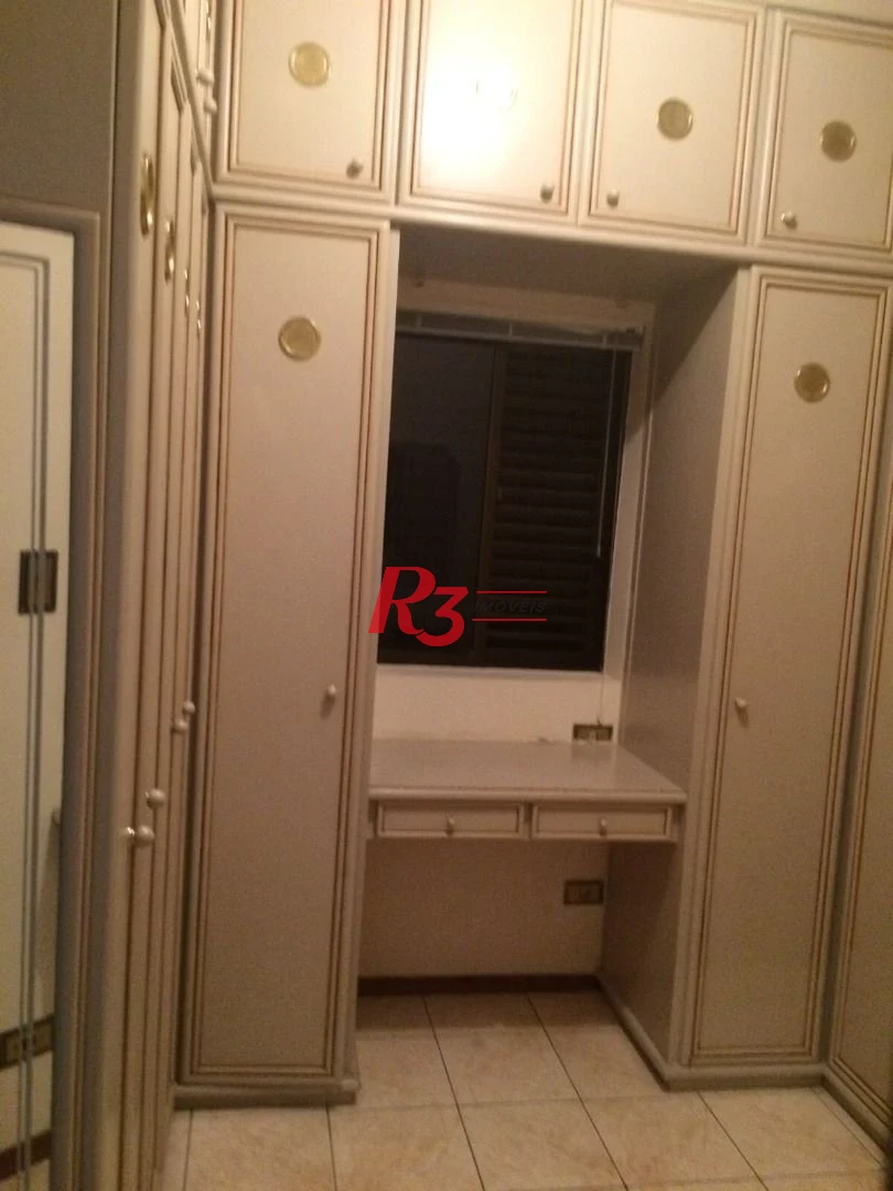 Casa com 5 dormitórios, 270 m² - venda por R$ 2.075.000,00 ou aluguel por R$ 11.500,00/mês - Ponta da Praia - Santos/SP