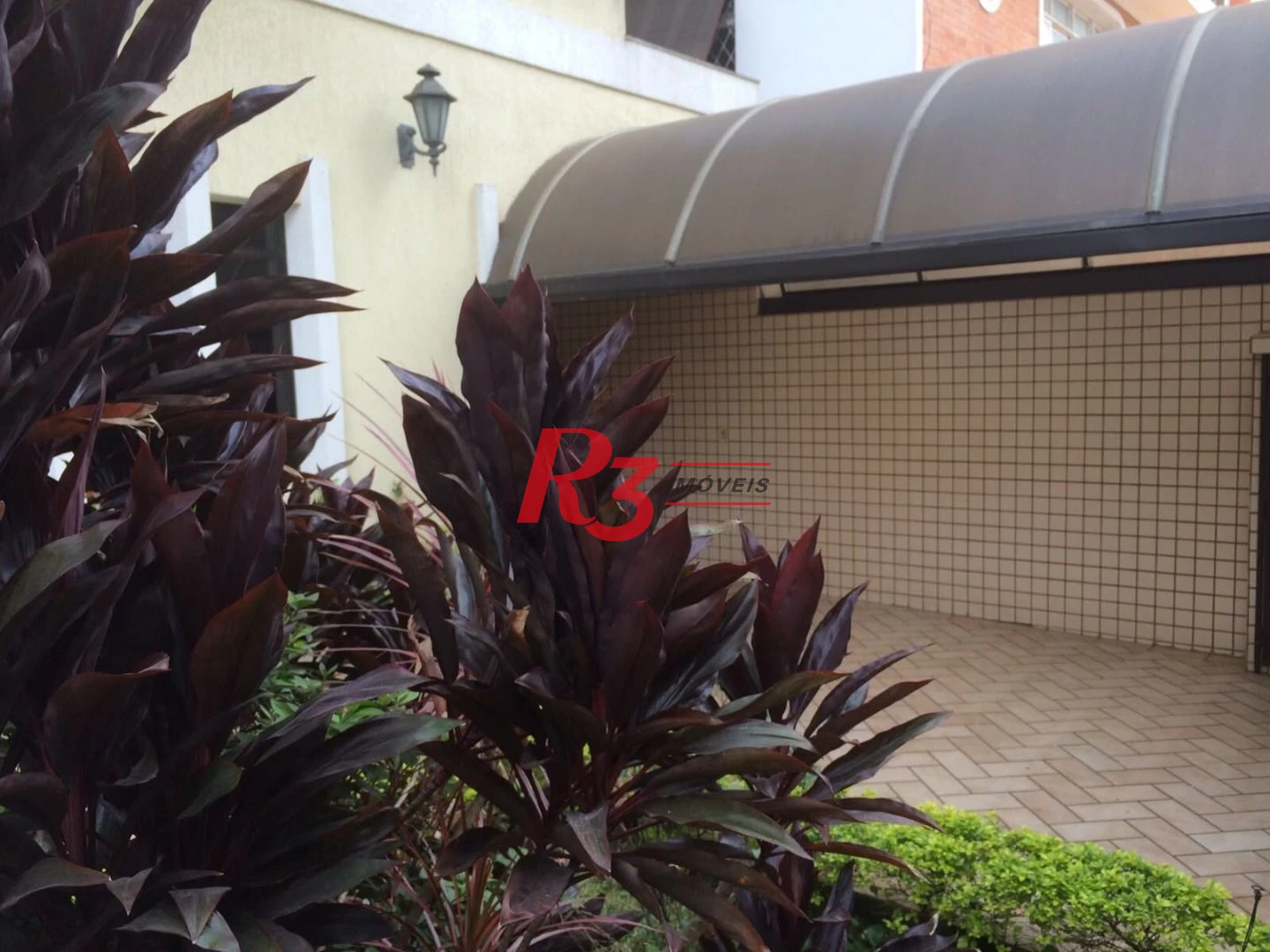 Casa com 5 dormitórios, 270 m² - venda por R$ 2.075.000,00 ou aluguel por R$ 11.500,00/mês - Ponta da Praia - Santos/SP