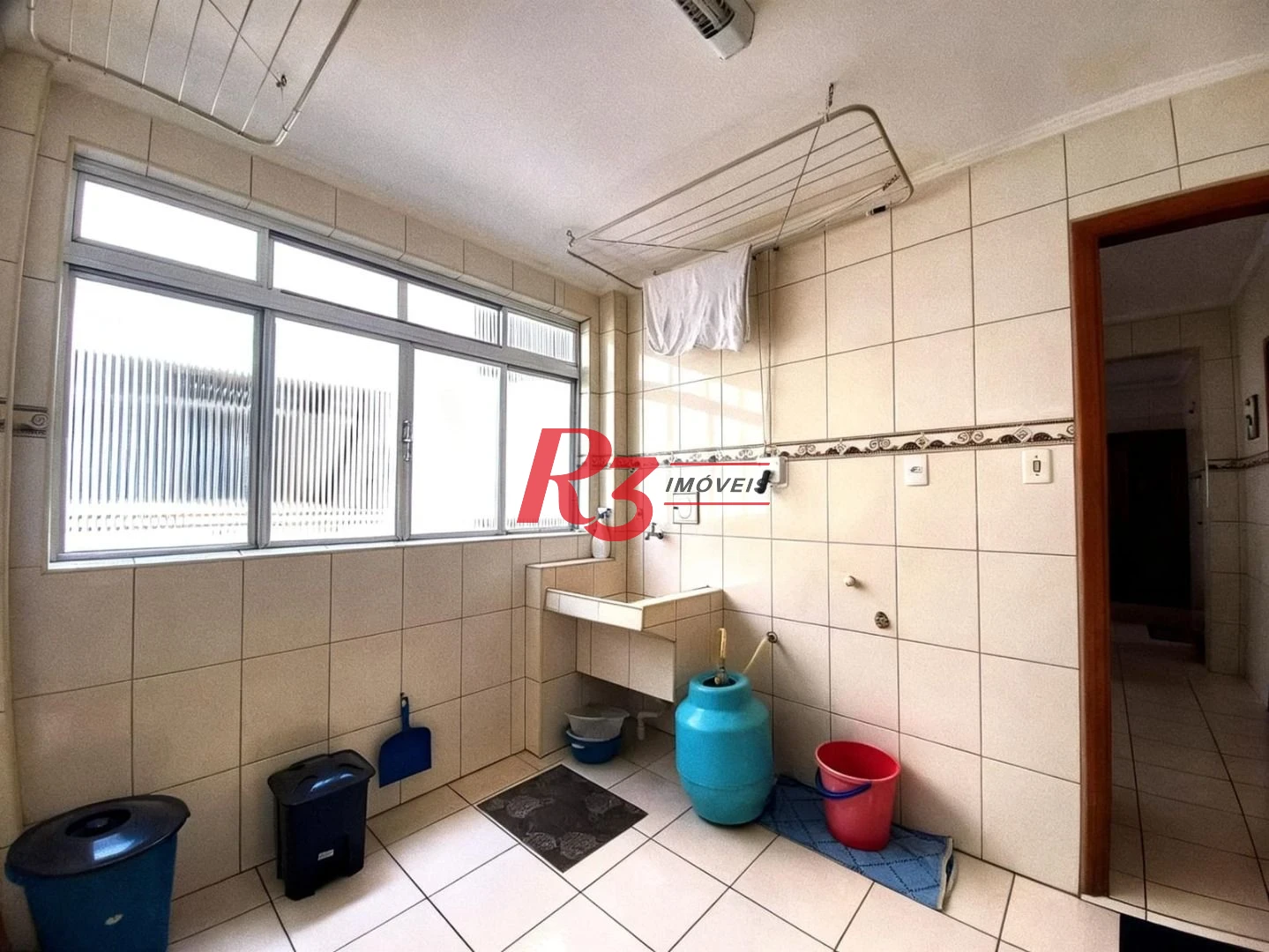 Apartamento com 3 dormitórios à venda, 120 m² por R$ 605.000,00 - Marapé - Santos/SP