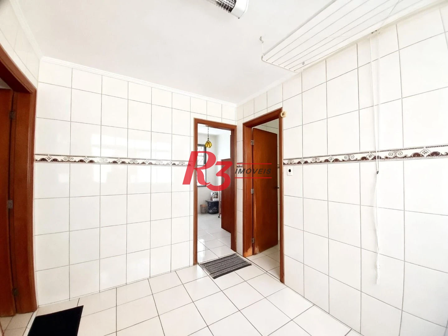 Apartamento com 3 dormitórios à venda, 120 m² por R$ 605.000,00 - Marapé - Santos/SP