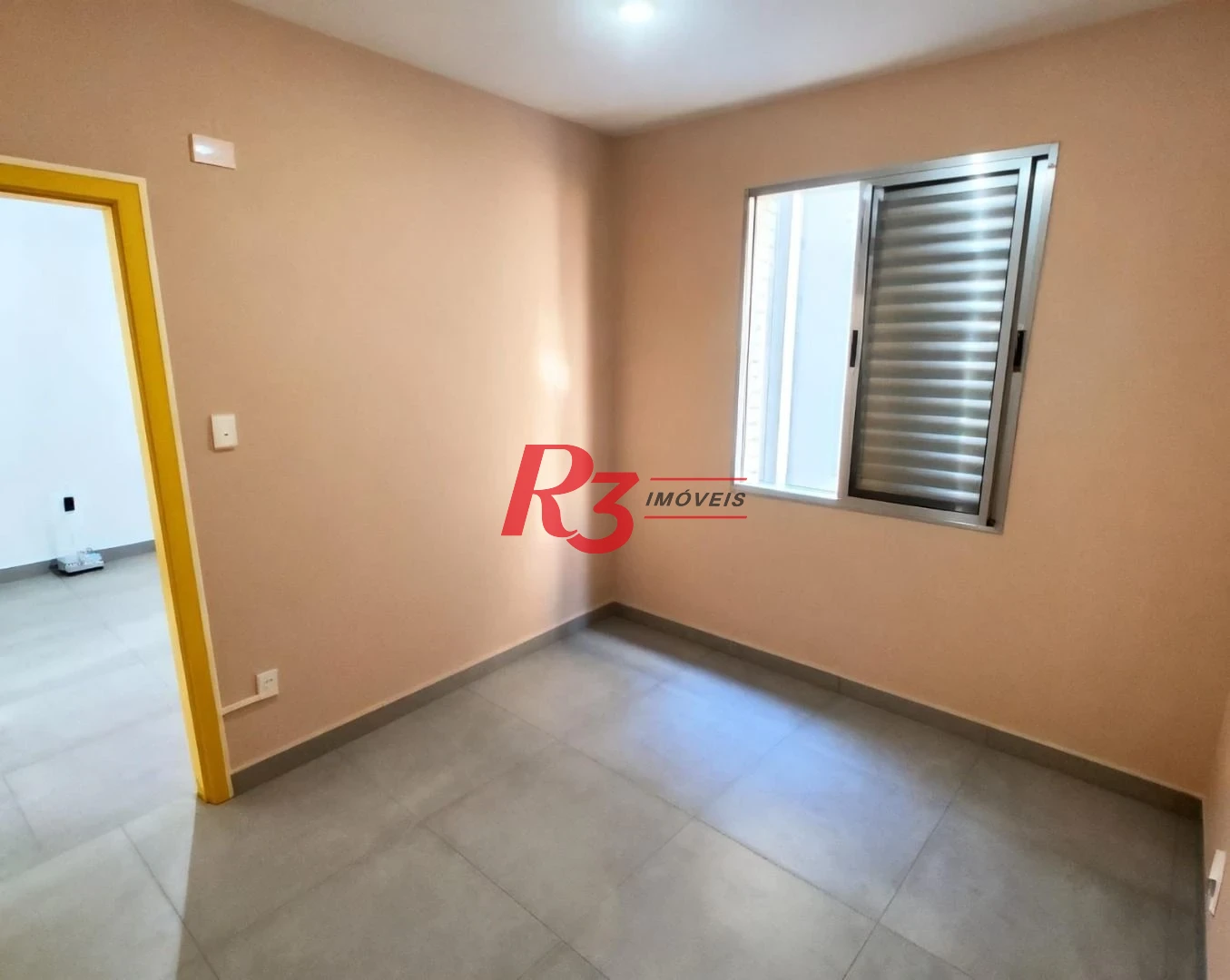 Apartamento com 2 dormitórios à venda, 60 m² por R$ 360.000,00 - Embaré - Santos/SP