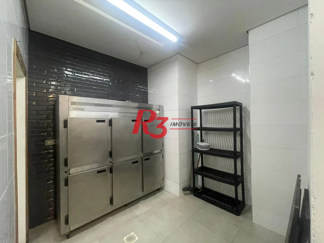 Loja, 110 m² - venda por R$ 1.065.000,00 ou aluguel por R$ 11.105,00/mês - Boqueirão - Santos/SP