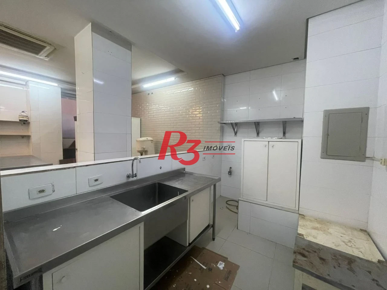 Loja, 110 m² - venda por R$ 1.065.000,00 ou aluguel por R$ 11.105,00/mês - Boqueirão - Santos/SP
