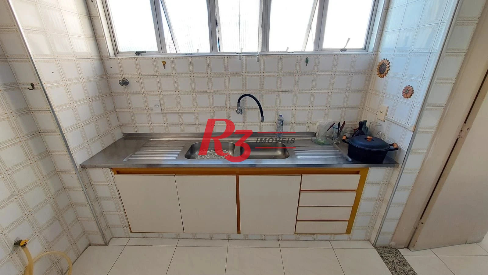 Apartamento para Locação no Boqueirão – Santos/SP