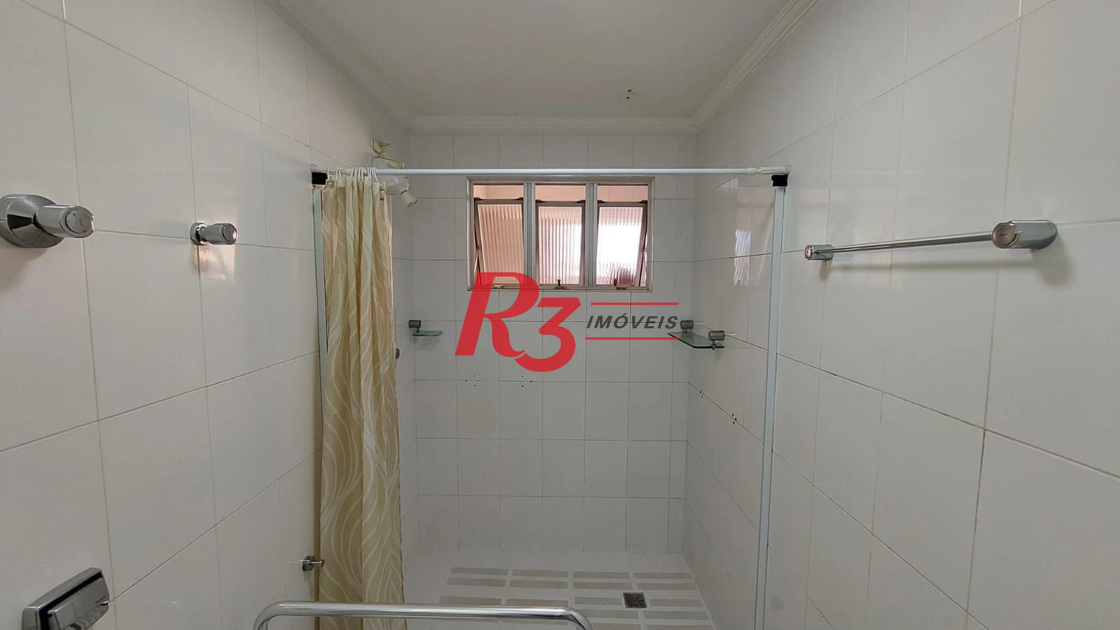 Apartamento para Locação no Boqueirão – Santos/SP
