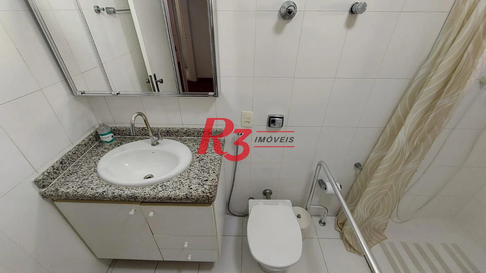 Apartamento para Locação no Boqueirão – Santos/SP
