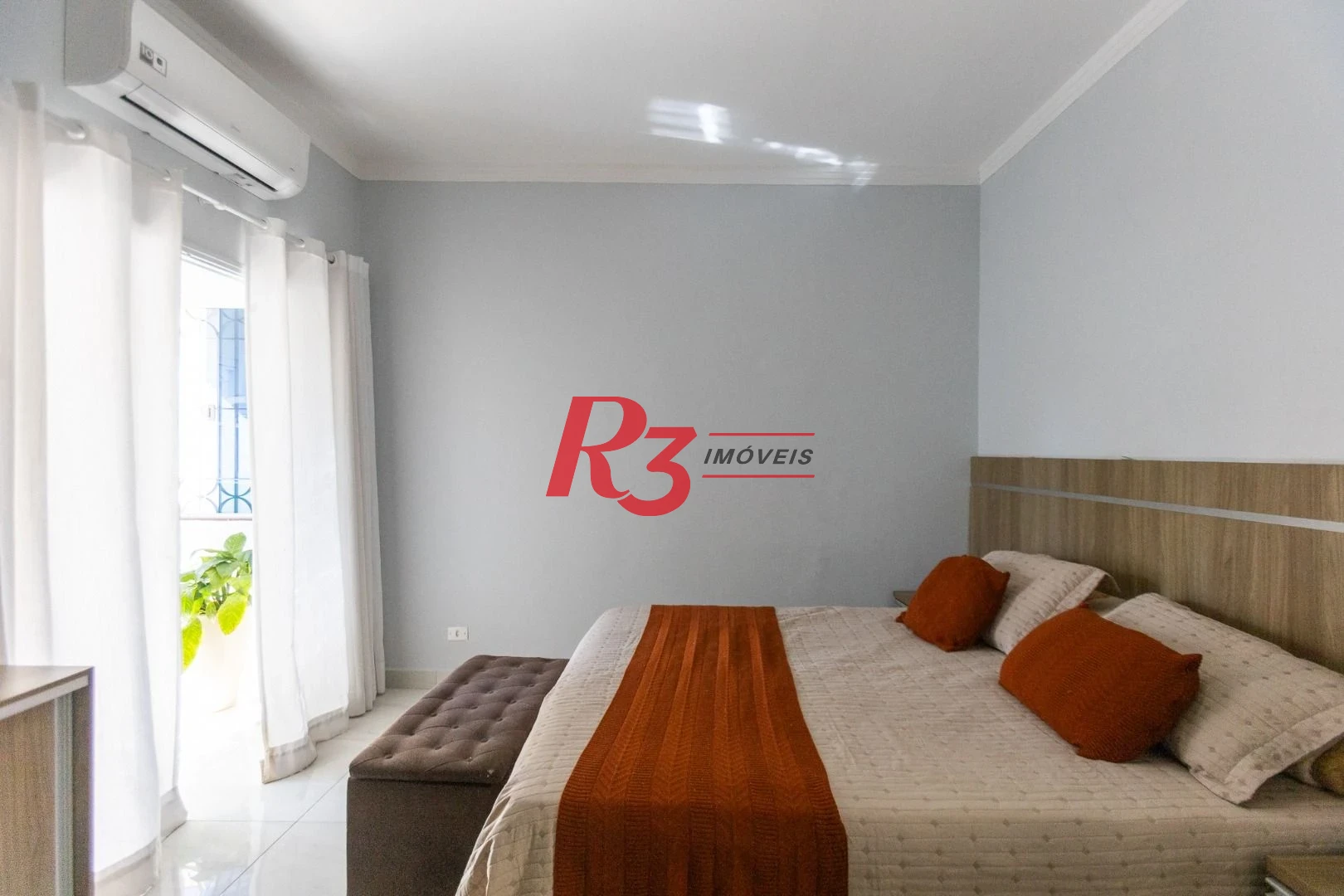 Sobrado com 3 dormitórios, 154 m² - venda por R$ 2.400.000,00 ou aluguel por R$ 15.570,38/mês - Boqueirão - Santos/SP