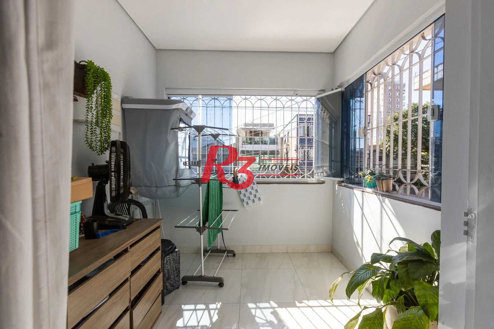 Sobrado com 3 dormitórios, 154 m² - venda por R$ 2.400.000,00 ou aluguel por R$ 15.570,38/mês - Boqueirão - Santos/SP
