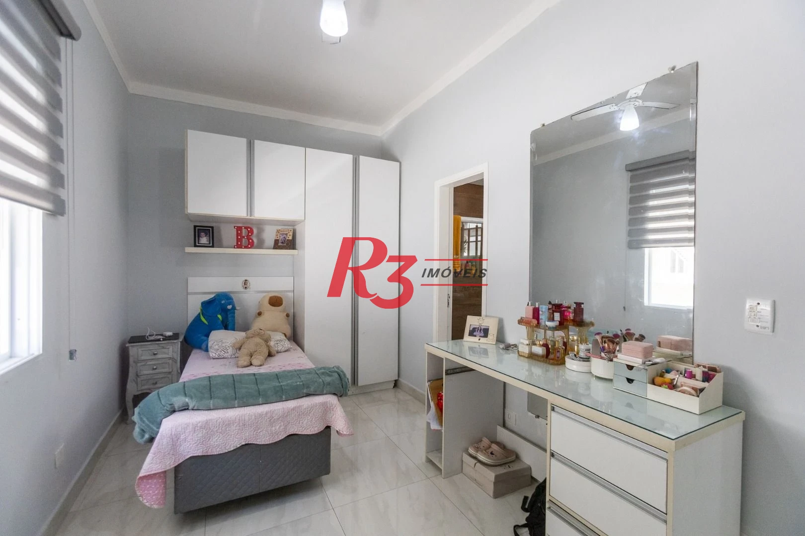 Sobrado com 3 dormitórios, 154 m² - venda por R$ 2.400.000,00 ou aluguel por R$ 15.570,38/mês - Boqueirão - Santos/SP