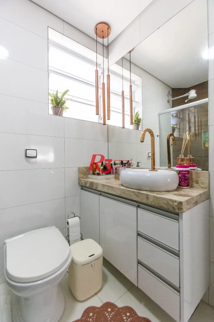 Sobrado com 3 dormitórios, 154 m² - venda por R$ 2.400.000,00 ou aluguel por R$ 15.570,38/mês - Boqueirão - Santos/SP