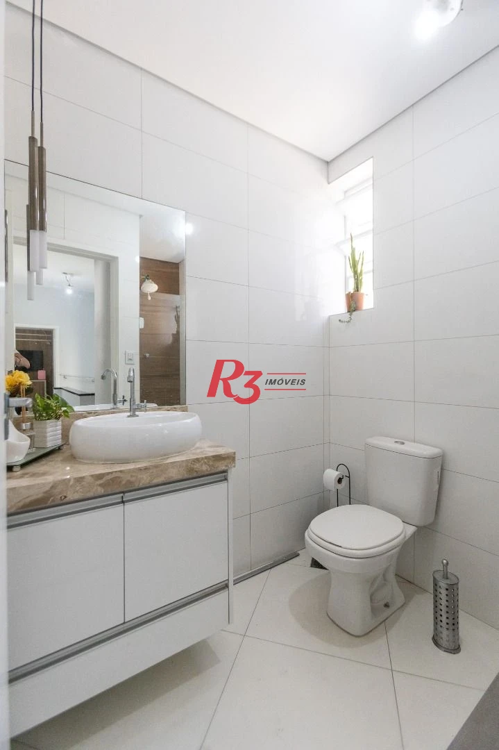 Sobrado com 3 dormitórios, 154 m² - venda por R$ 2.400.000,00 ou aluguel por R$ 15.570,38/mês - Boqueirão - Santos/SP