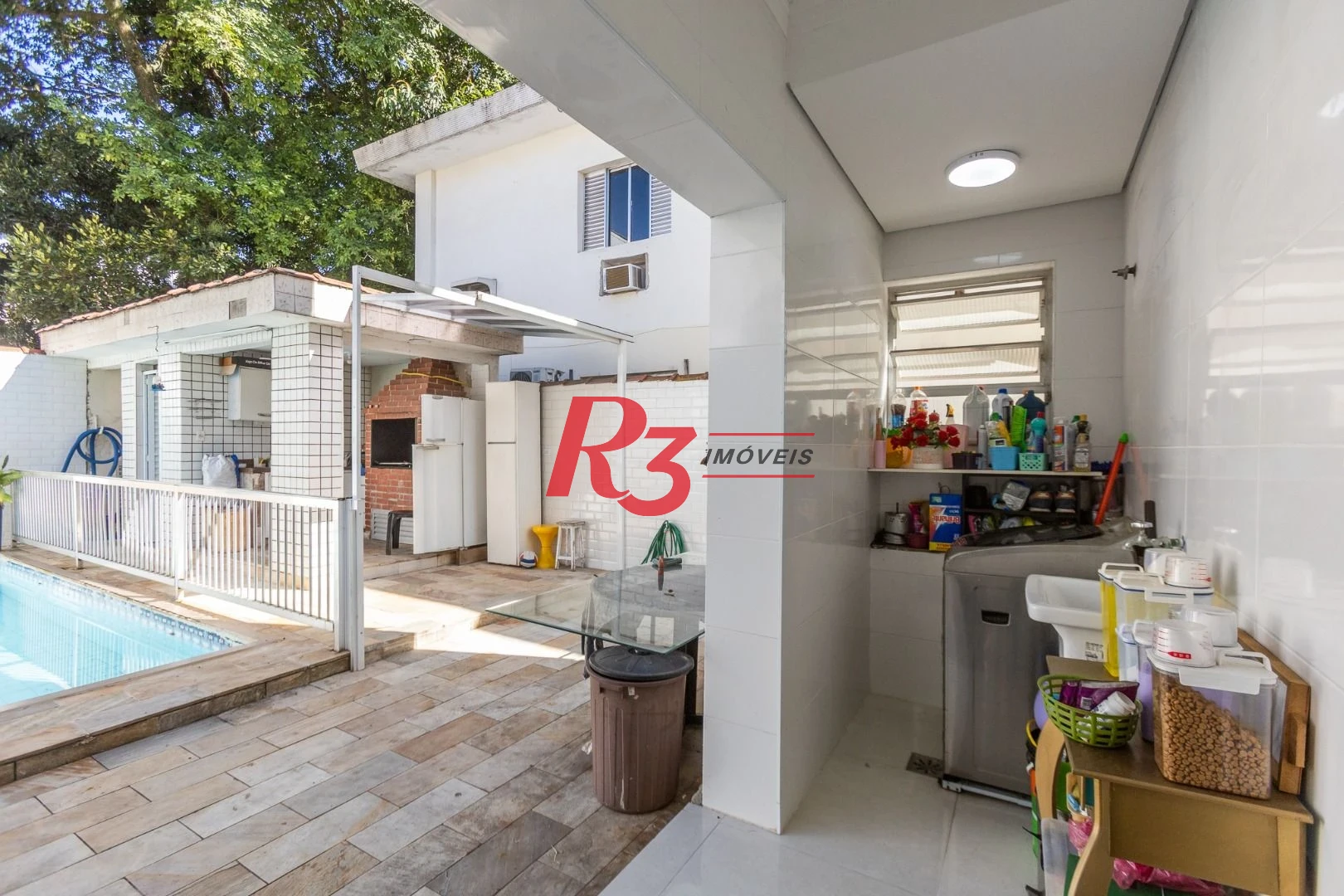Sobrado com 3 dormitórios, 154 m² - venda por R$ 2.400.000,00 ou aluguel por R$ 15.570,38/mês - Boqueirão - Santos/SP