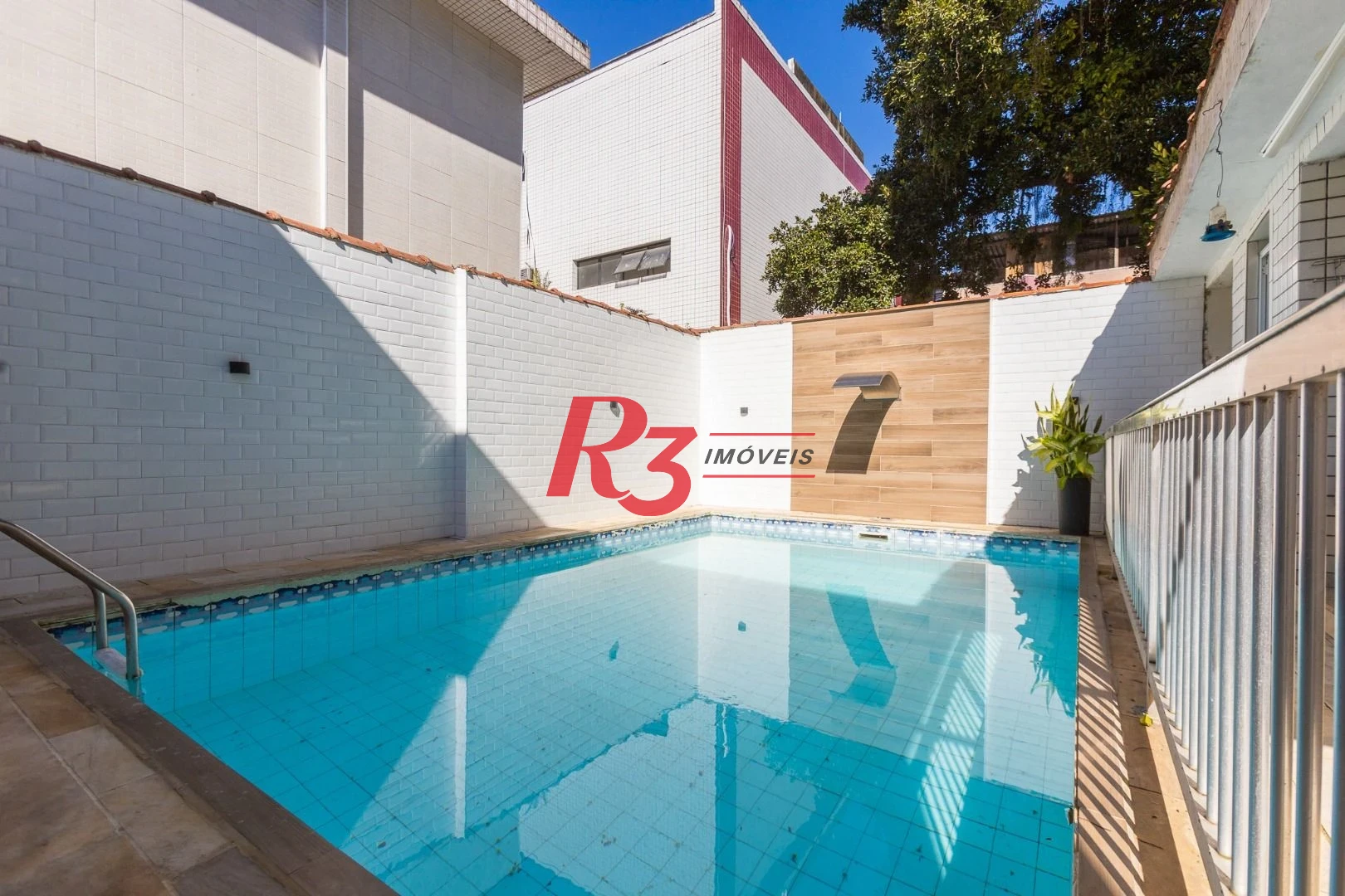 Sobrado com 3 dormitórios, 154 m² - venda por R$ 2.400.000,00 ou aluguel por R$ 15.570,38/mês - Boqueirão - Santos/SP