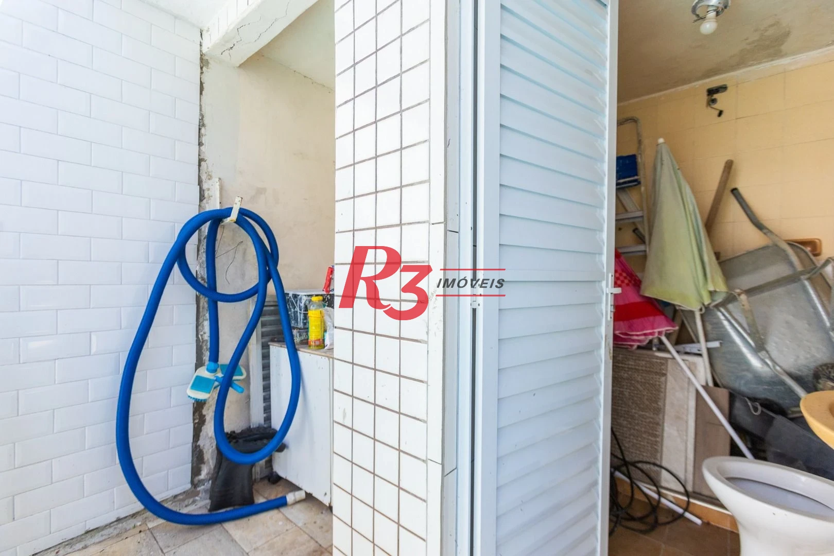 Sobrado com 3 dormitórios, 154 m² - venda por R$ 2.400.000,00 ou aluguel por R$ 15.570,38/mês - Boqueirão - Santos/SP