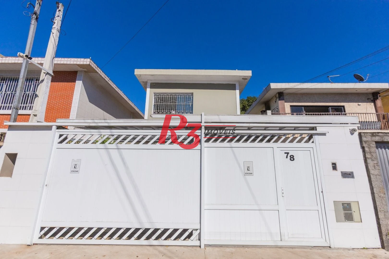 Sobrado com 3 dormitórios, 154 m² - venda por R$ 2.400.000,00 ou aluguel por R$ 15.570,38/mês - Boqueirão - Santos/SP