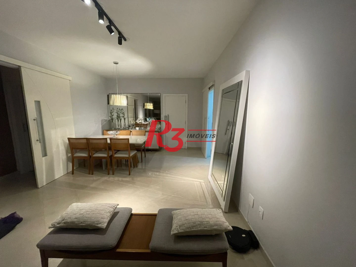 Apartamento com 3 dormitórios à venda, 207 m² por R$ 1.600.000,00 - Pompéia - Santos/SP