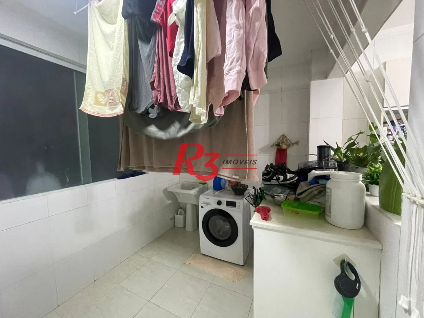Apartamento com 3 dormitórios à venda, 207 m² por R$ 1.600.000,00 - Pompéia - Santos/SP