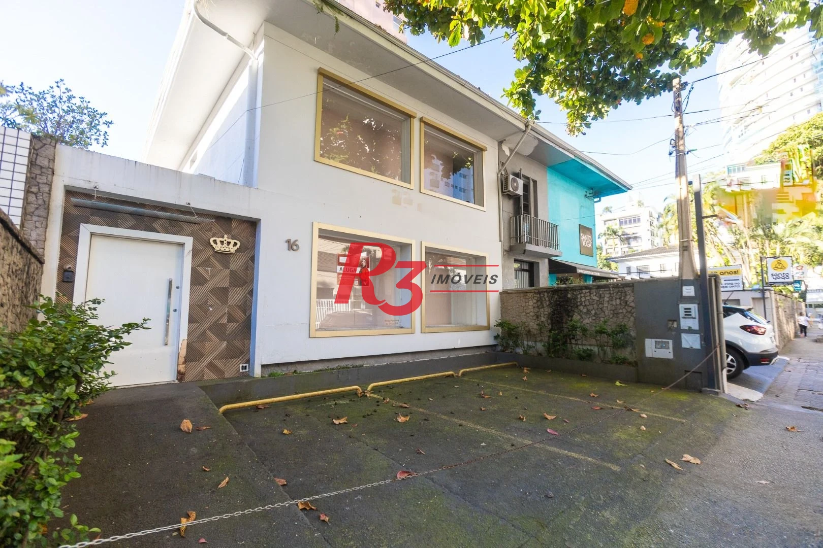 Sobrado com 3 dormitórios para alugar, 200 m² por R$ 15.000,01/mês - Gonzaga - Santos/SP
