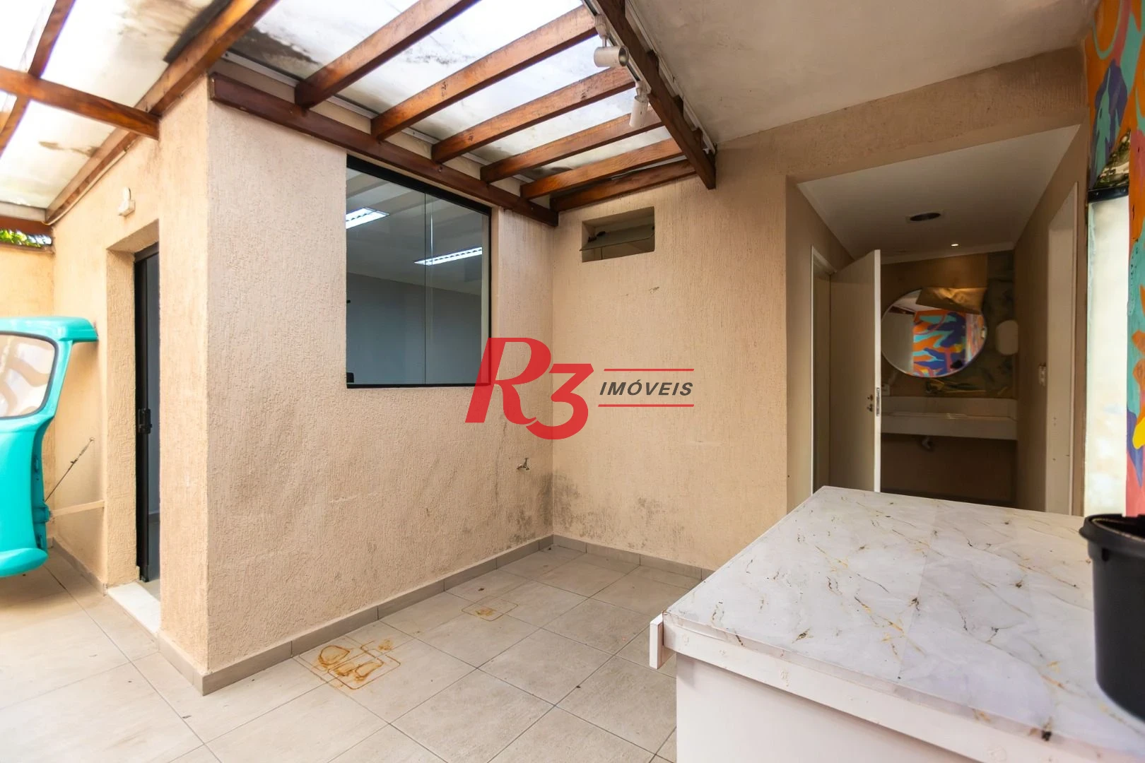 Sobrado com 3 dormitórios para alugar, 200 m² por R$ 15.000,01/mês - Gonzaga - Santos/SP