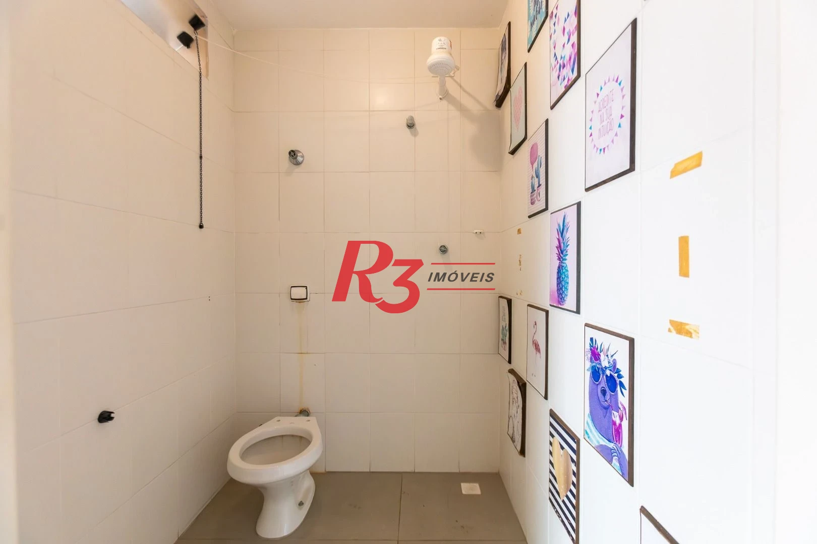 Sobrado com 3 dormitórios para alugar, 200 m² por R$ 15.000,01/mês - Gonzaga - Santos/SP