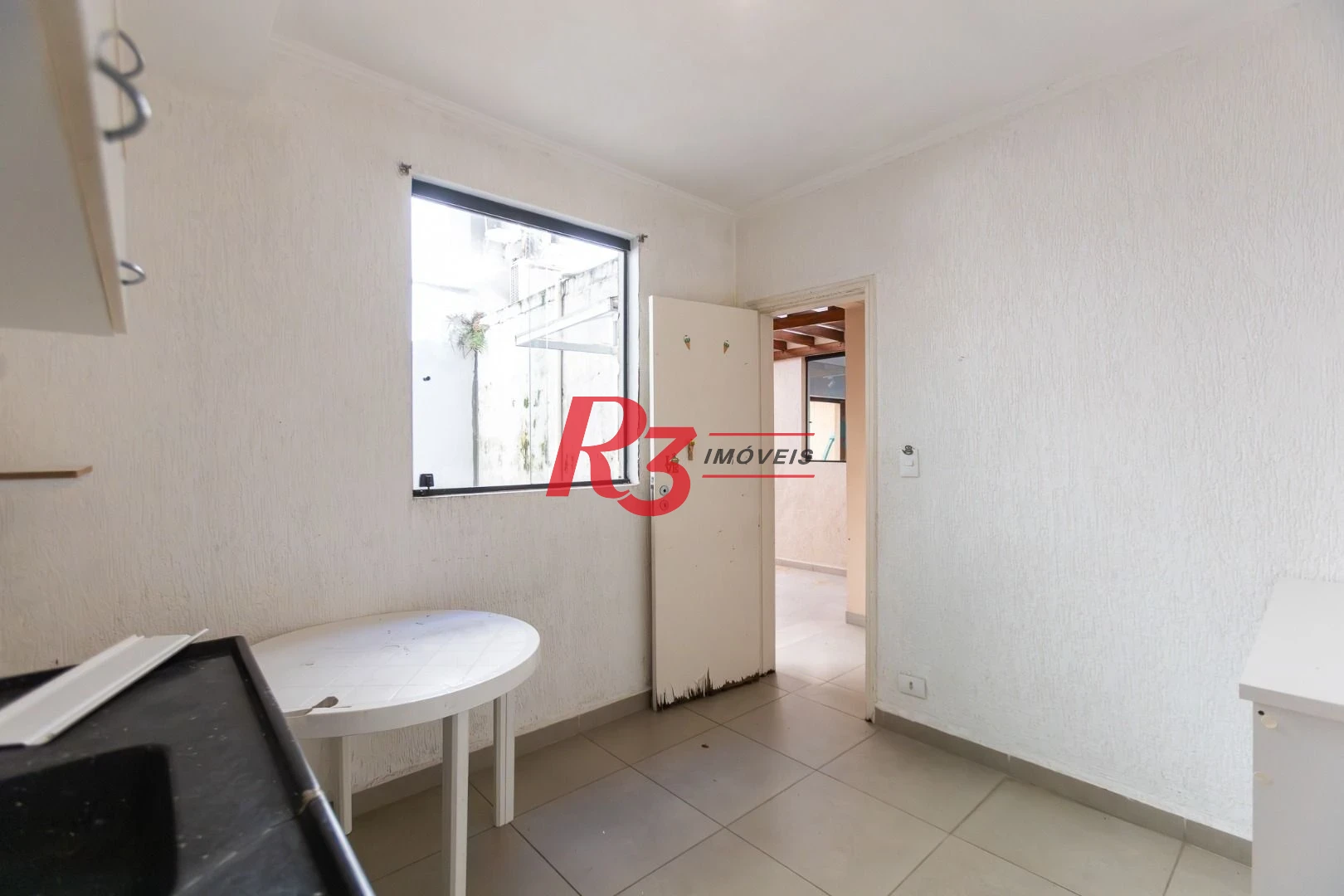 Sobrado com 3 dormitórios para alugar, 200 m² por R$ 15.000,01/mês - Gonzaga - Santos/SP