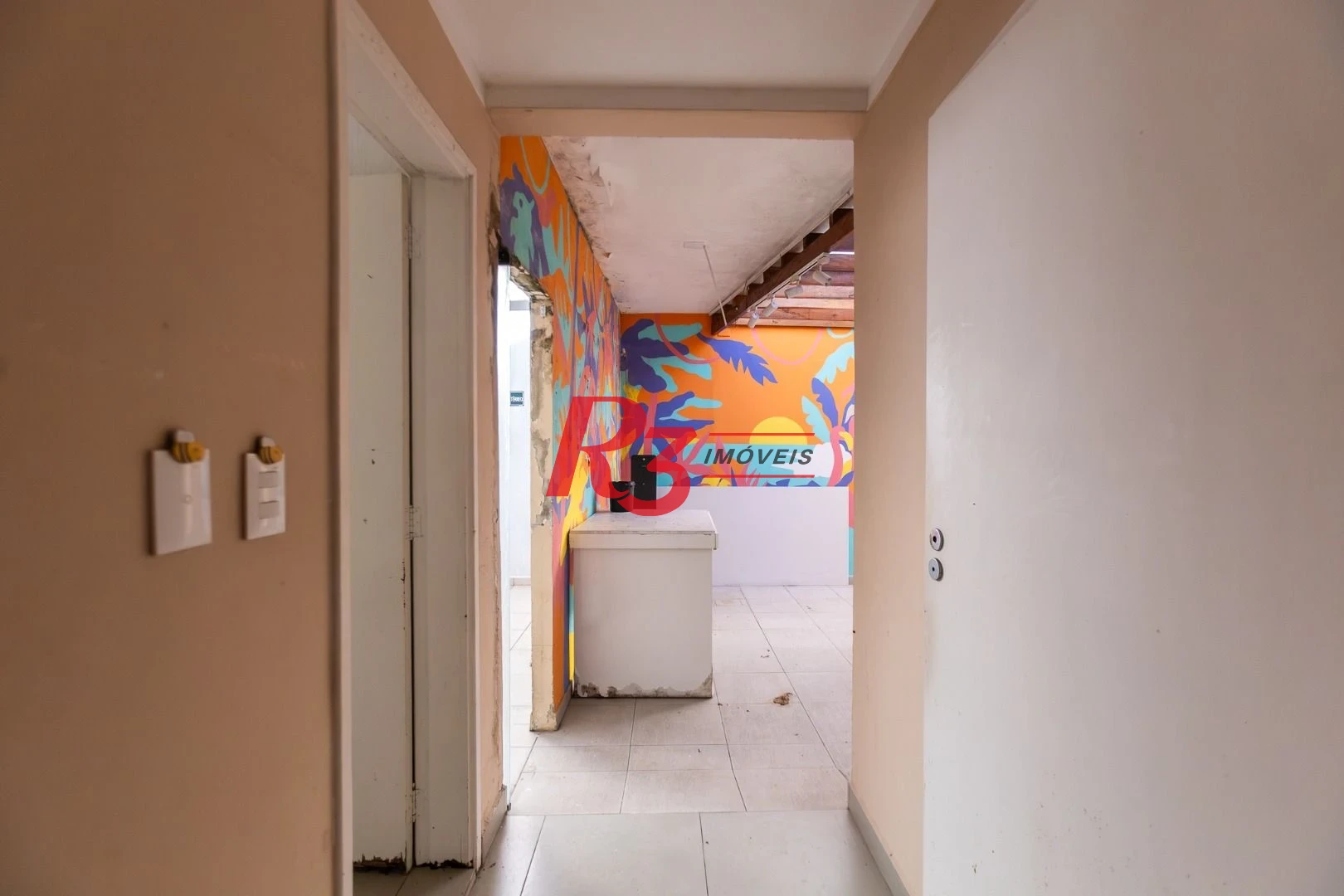 Sobrado com 3 dormitórios para alugar, 200 m² por R$ 15.000,01/mês - Gonzaga - Santos/SP
