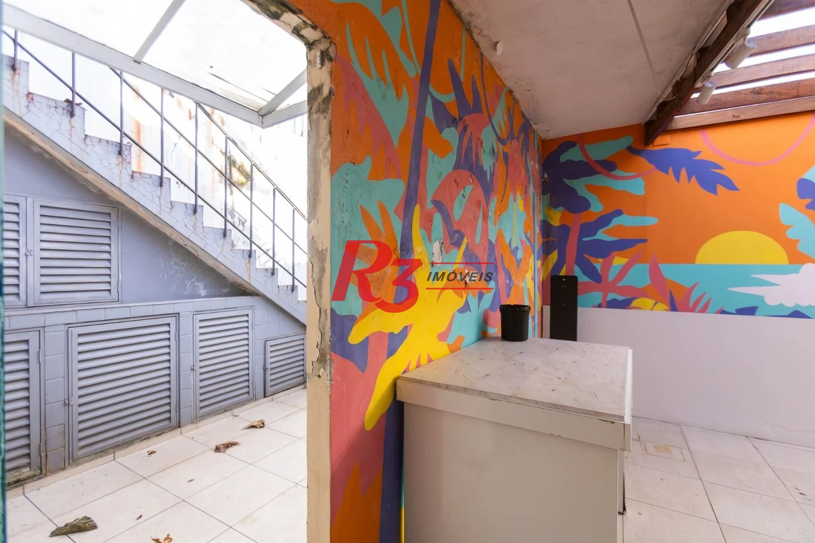 Sobrado com 3 dormitórios para alugar, 200 m² por R$ 15.000,01/mês - Gonzaga - Santos/SP