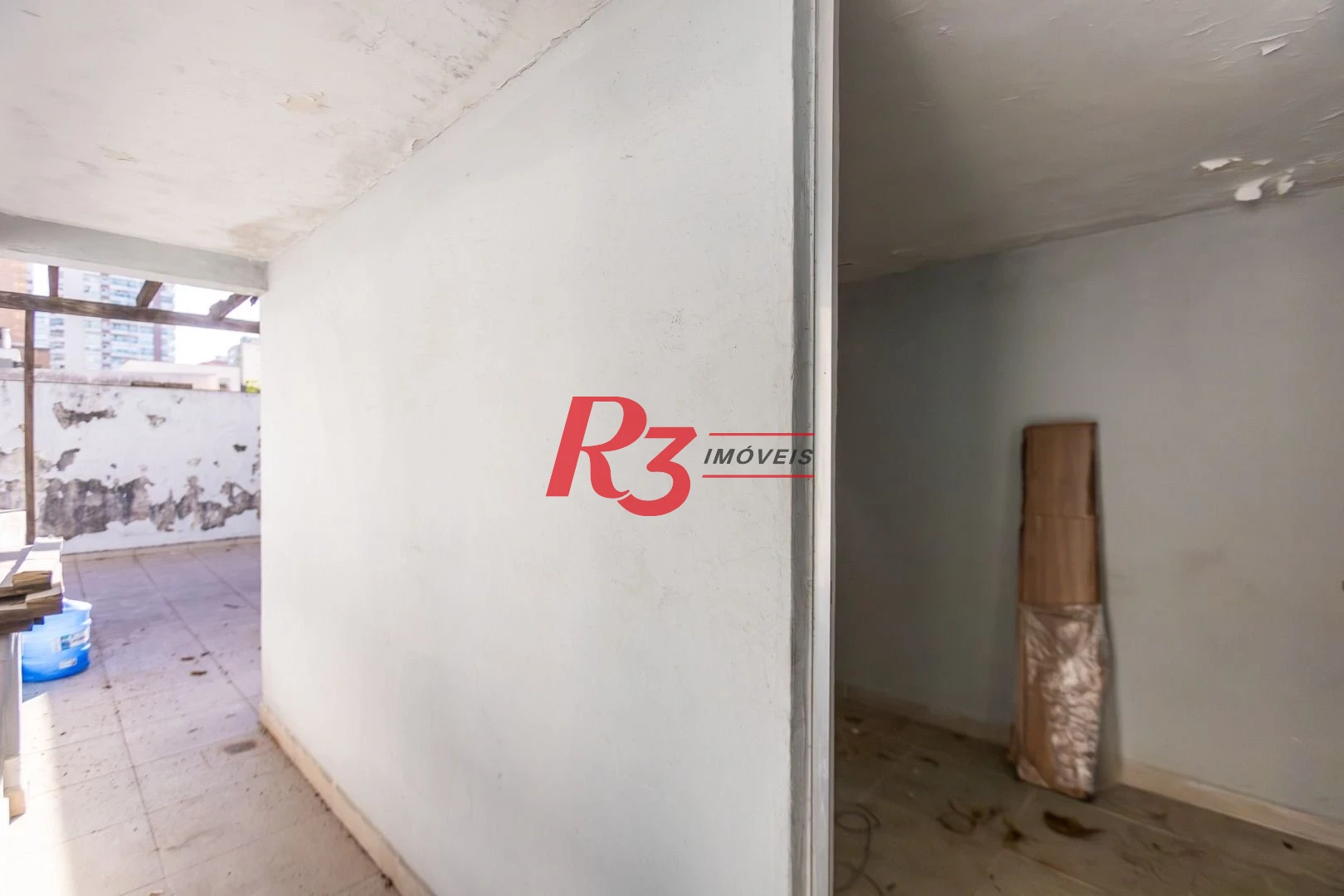 Sobrado com 3 dormitórios para alugar, 200 m² por R$ 15.000,01/mês - Gonzaga - Santos/SP