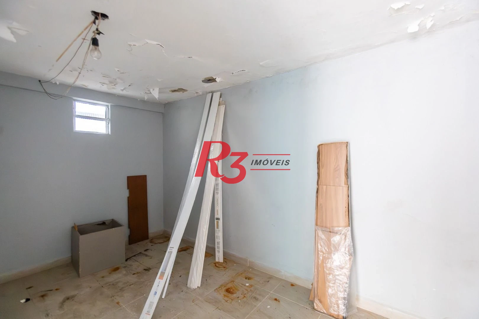 Sobrado com 3 dormitórios para alugar, 200 m² por R$ 15.000,01/mês - Gonzaga - Santos/SP